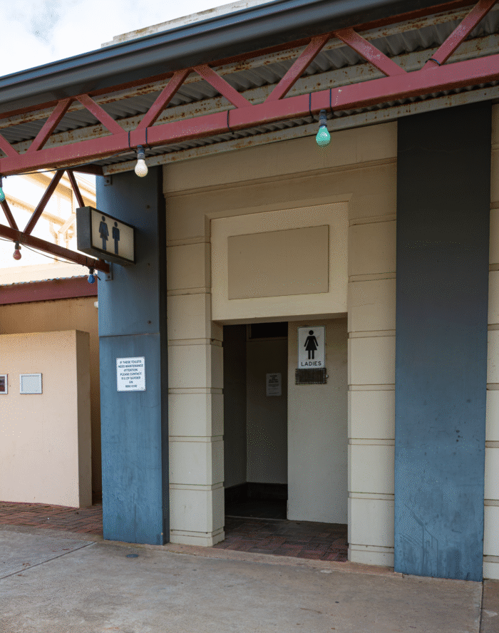 EudundaPublicToilets_25_HayleyWalmsley_01